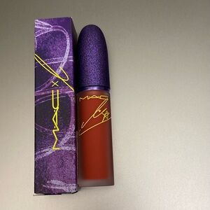 MAC x Lisa “Swoon For Blooms” Powder Kiss Liquid Lipcolour
